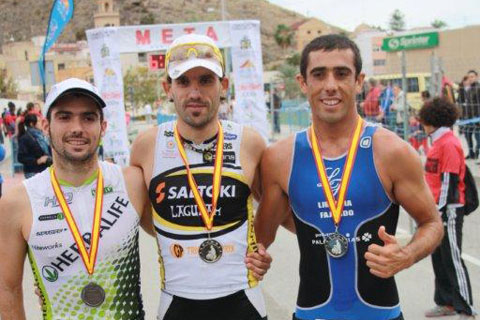 Ra&uacute;l Amatriain, brillante Campe&oacute;n de Espa&ntilde;a de Triatl&oacute;n de Larga Distancia